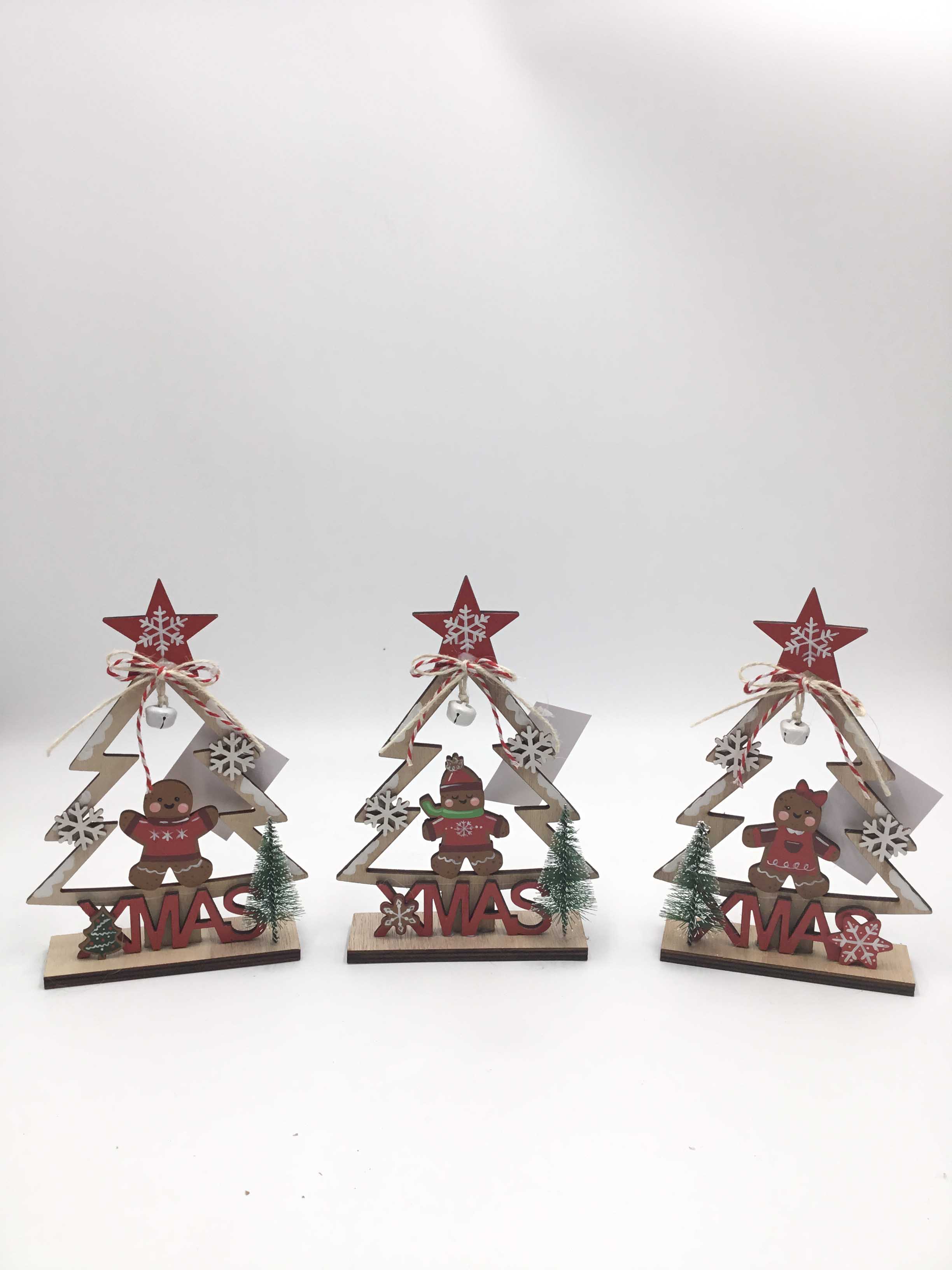 23JBR018 New Year Gingerbread Man with  Christmas Tree and star Ornaments Home Accessories Wood desk Decorations festive & party supplies