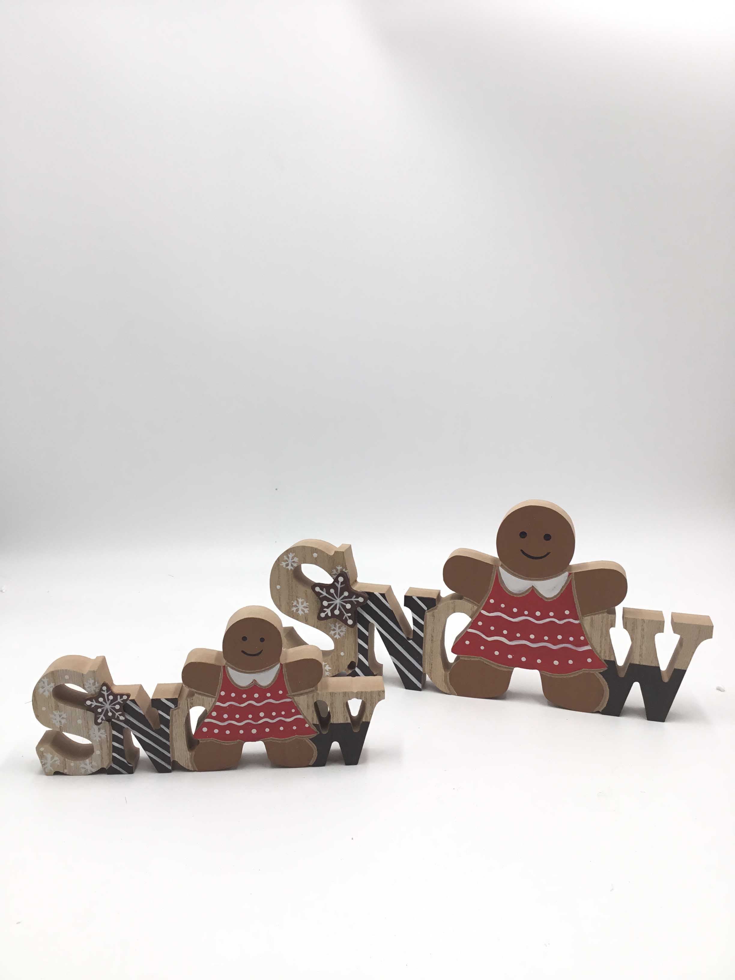 23JBR028 christmas decorations wooden Gingerbread Man ornament，Christmas Sign and snow sign Tabletop Decoration